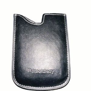 Blackberry OEM Genuine Original Pocket Case Pouch Curve 8900 8330